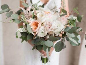 Beach Wedding Attire: The Ultimate Guide for a Stylish Seaside Ceremony