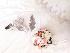 How to Plan a Backyard Wedding: The Ultimate Guide to a Dreamy Outdoor Celebration