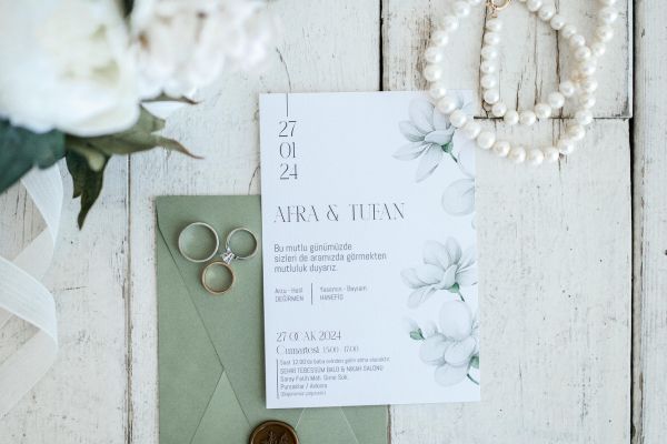 minimalist wedding invitations